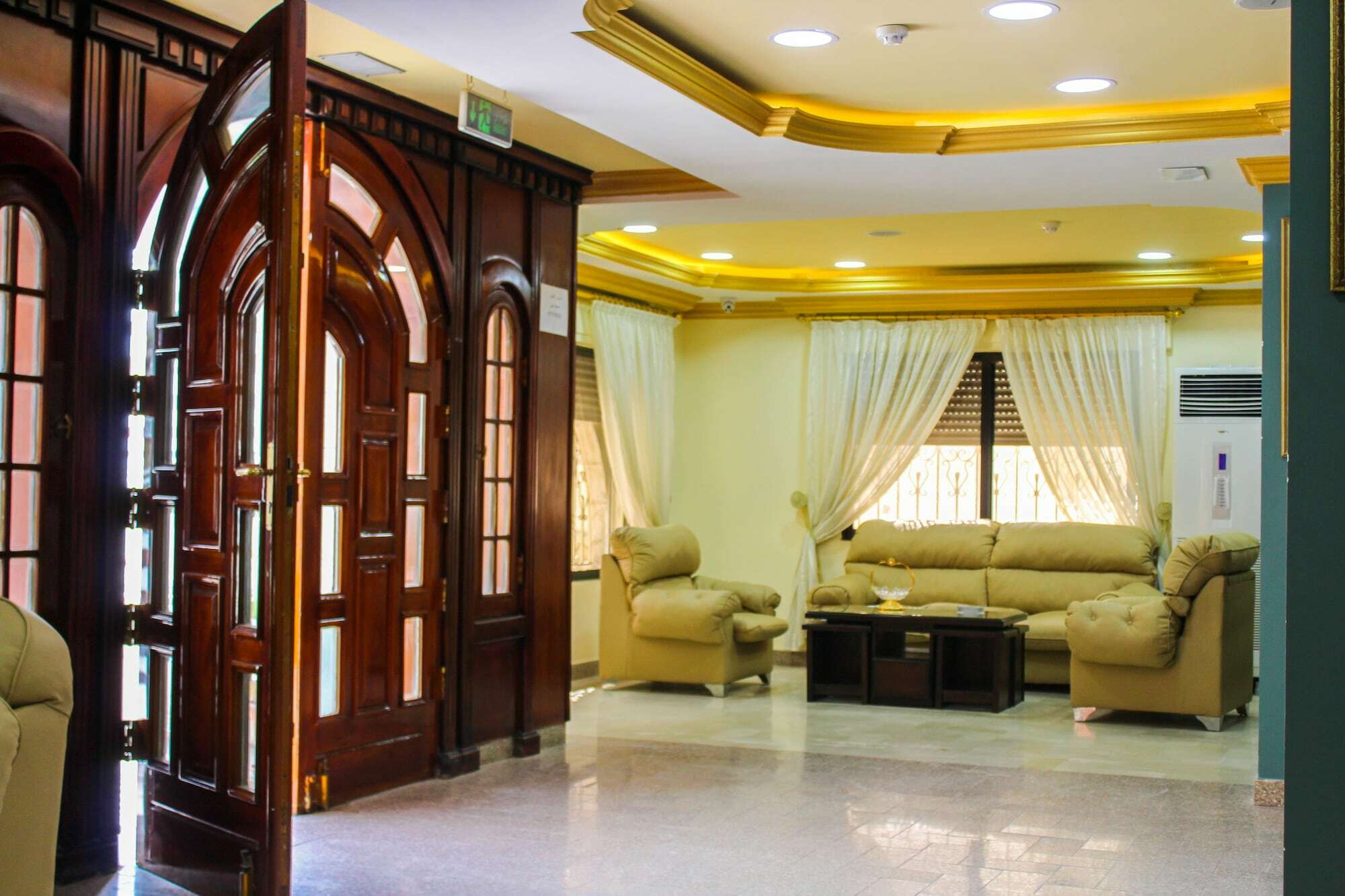 Al-Aqsa Palace Hotel فندق قصر الاقصى Rujm ash Shara'irah Eksteriør bilde